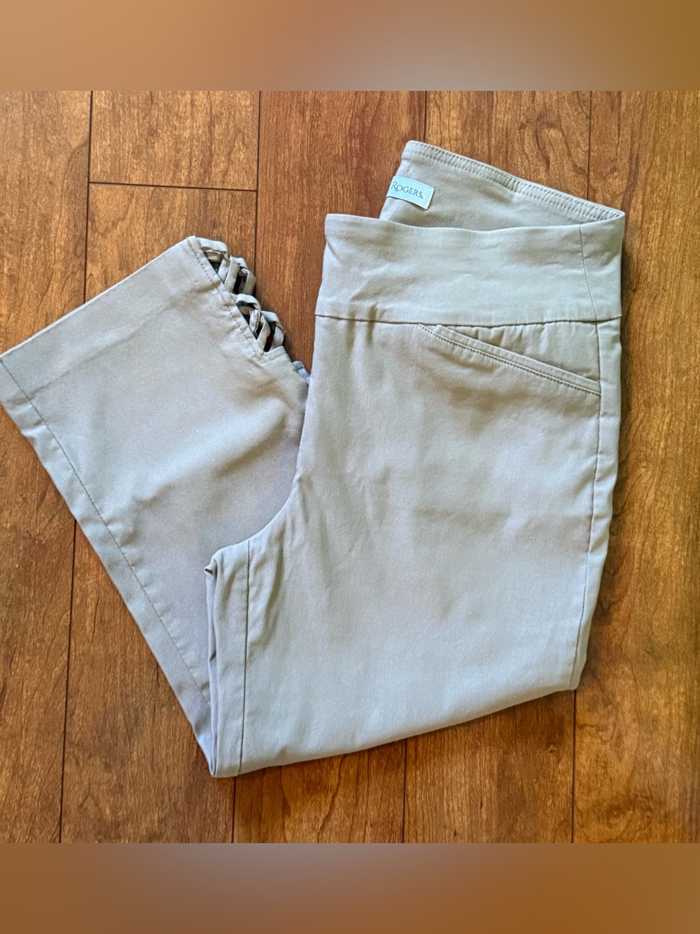 Kim Rogers Khaki Capri Stretch Pants with Lattice Hem Detail-Size 10